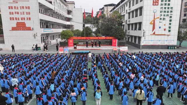 宪法日   普法活动