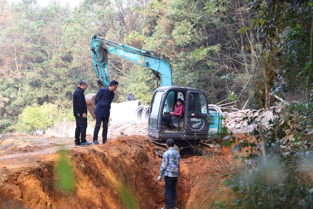 水渠修建；冬修水利；农田灌溉