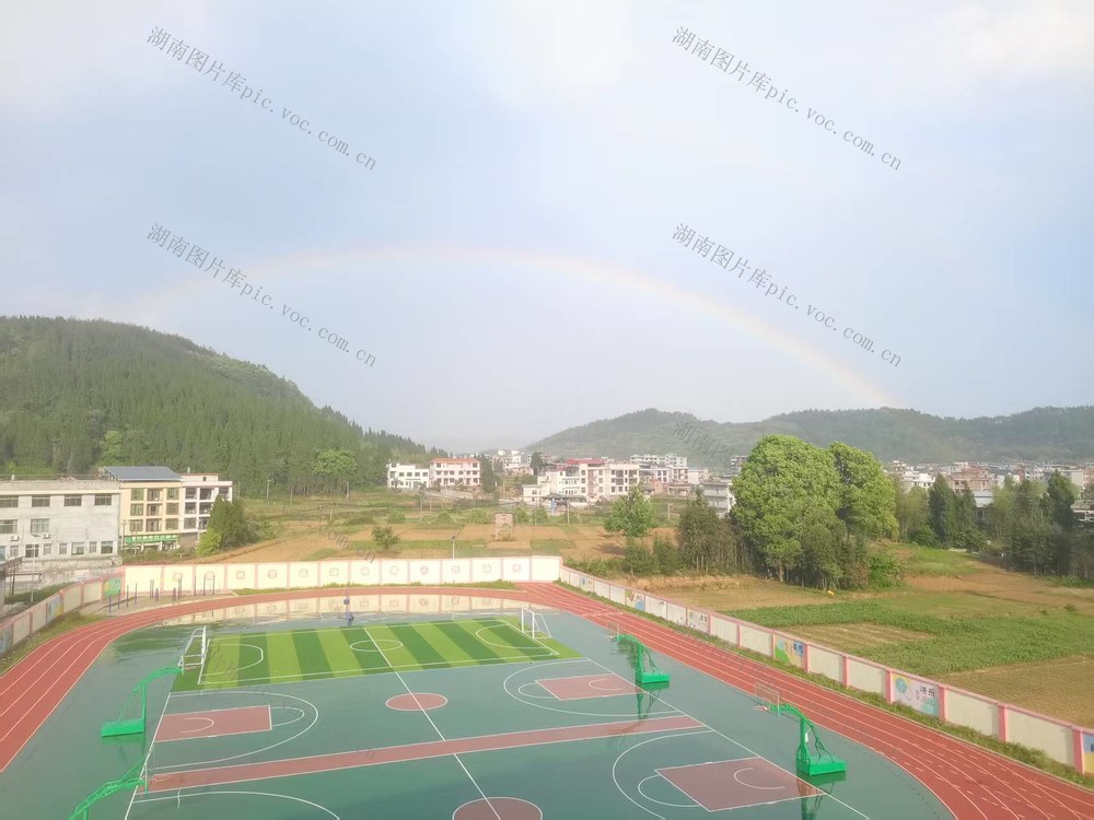 雨后彩虹
