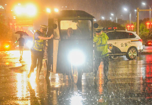 暴雨
强降雨
道县