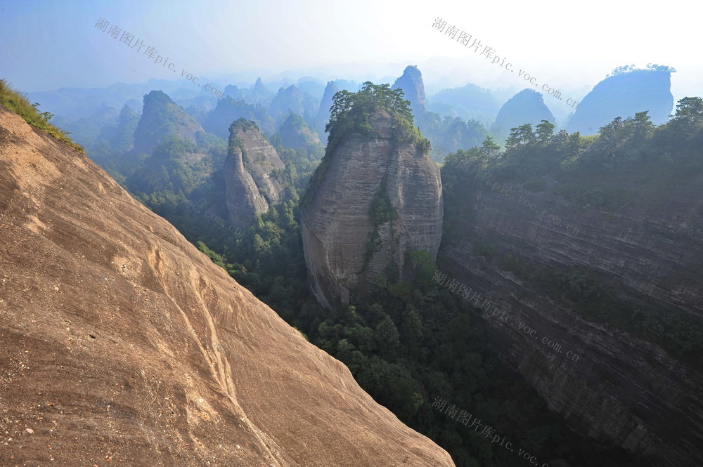 丹霞  万佛山