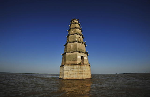 沅江 镇江塔 水中塔 洞庭湖 