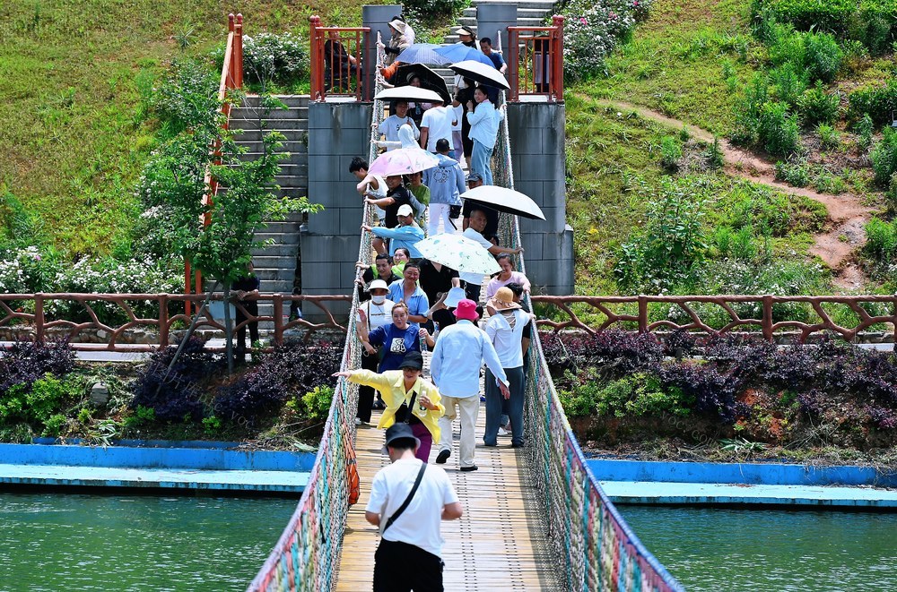 茶香花海