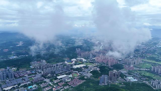 雨雾  水墨画 仙境