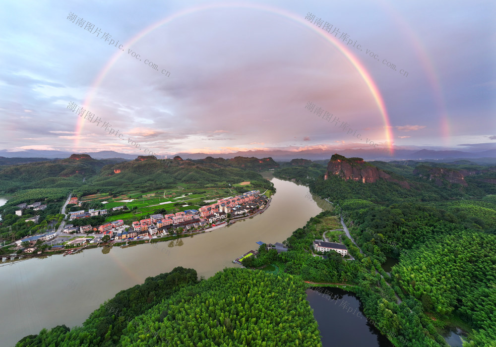 湖南  郴州市  苏仙区  飞天山国家地质公园   翠江   瓦窑坪 
 铁鼎寨  双彩虹  游客  旅游  
