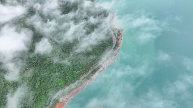 东江湖  云雾 缭绕 