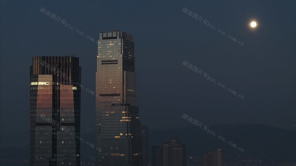 清晨中的长沙