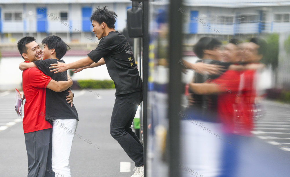 高考开考
道县