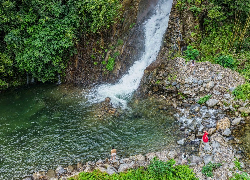 清凉经济
道县
山水
道县
戏水
