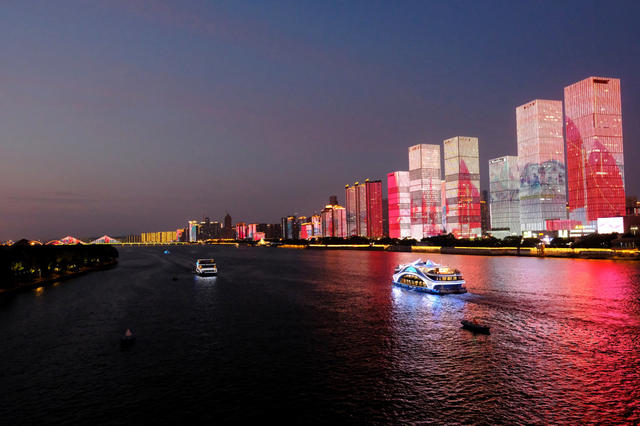 夜游湘江