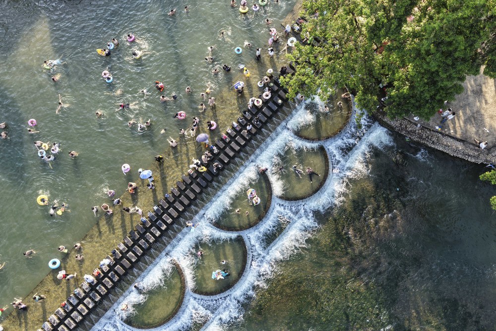 戏水
道县
