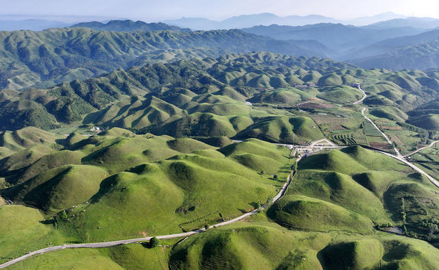 南山 城步 草山 晨 画卷