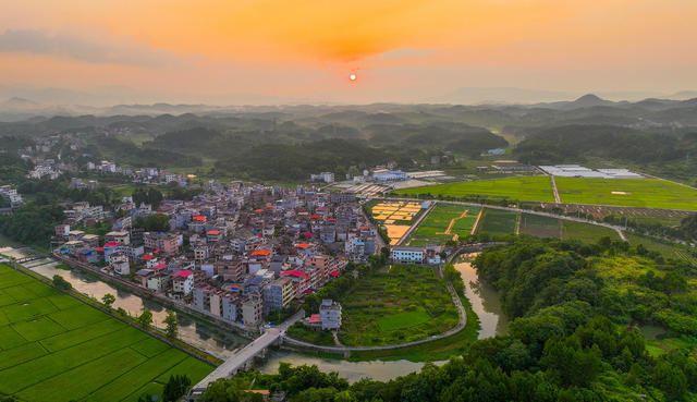 乡村  晨曦  景美  如画