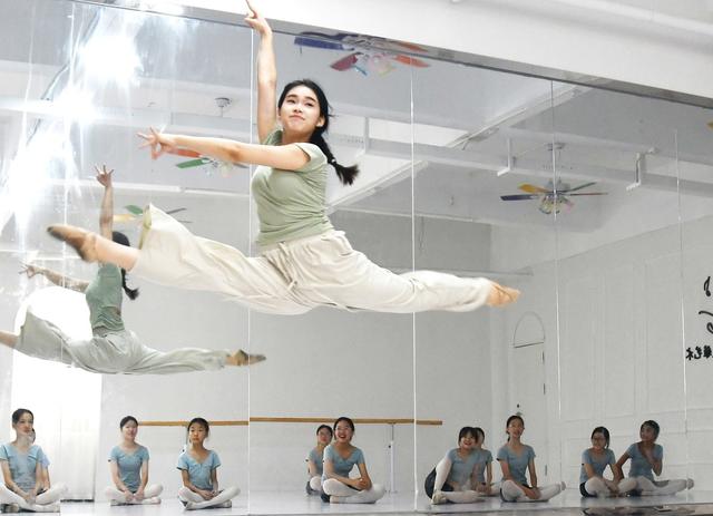  暑期学艺忙