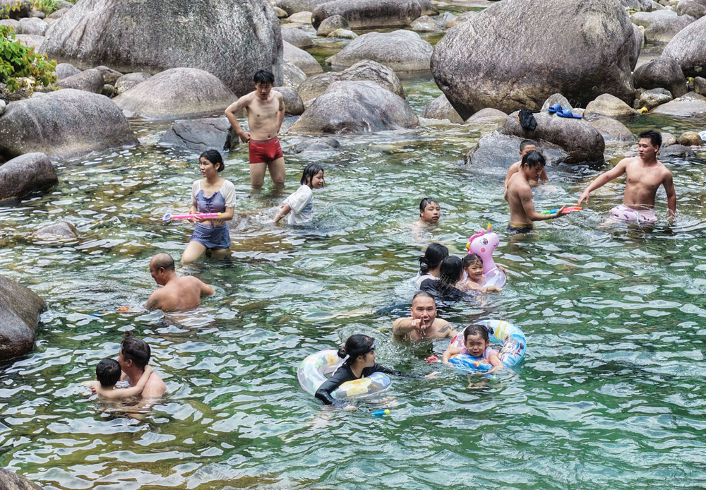 亲水纳凉
道县
山水
