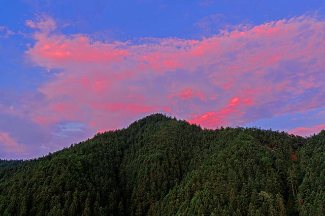 湖南桂东 红云 晨 青山 画