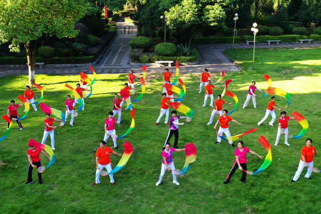 嘉禾：晨练健身 乐享生活