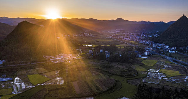 生态 秋色 乡村振兴 驻村帮扶  乡村旅游 田园风光