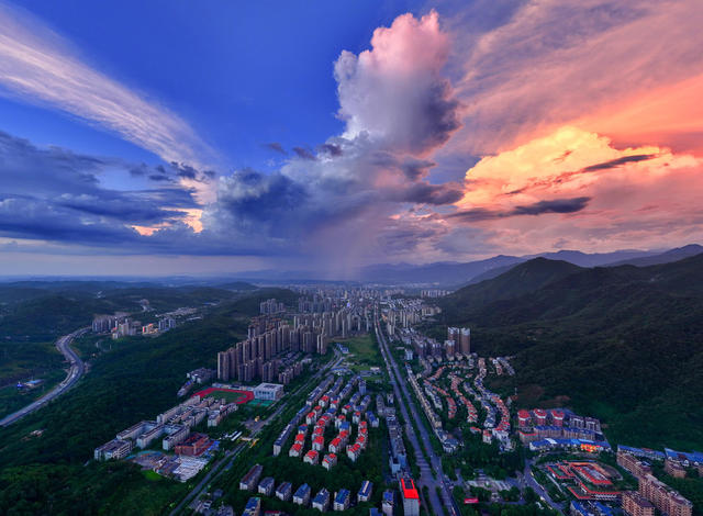 傍晚   郴州市  城东  新区   醉美晚霞 