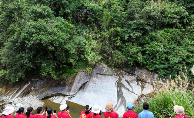 湖南桂东 水渍  丽人沐溪 东水溪
