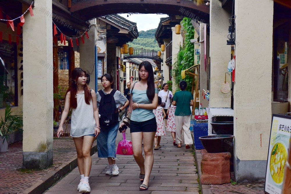古街 旅游 