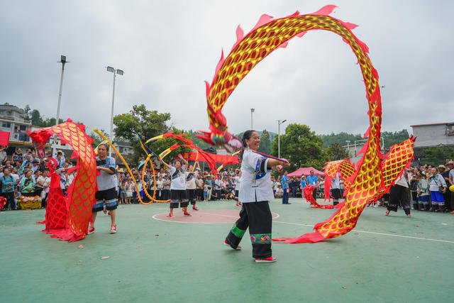 苗族节日    赶秋节   庆丰年