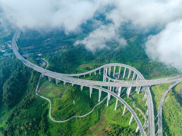 立交桥 云雾 晨光 壮美