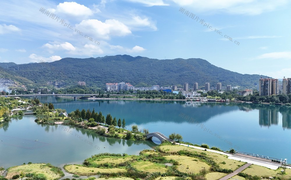   青山绿水