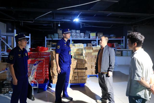 消防 安全 夜查 国庆节 中秋节 平安 群众 欢度佳节