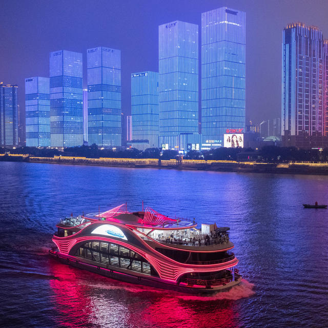 夜游湘江