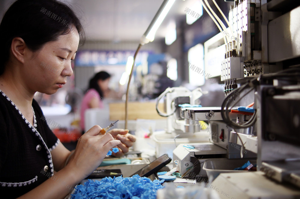 暖企行动 促进 企业 吸纳 就业