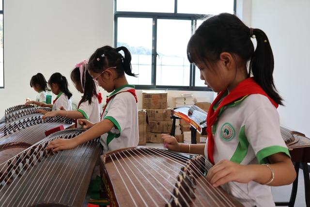 土家族 学生 古筝 社团 空竹  需求“双减”苗族 小学