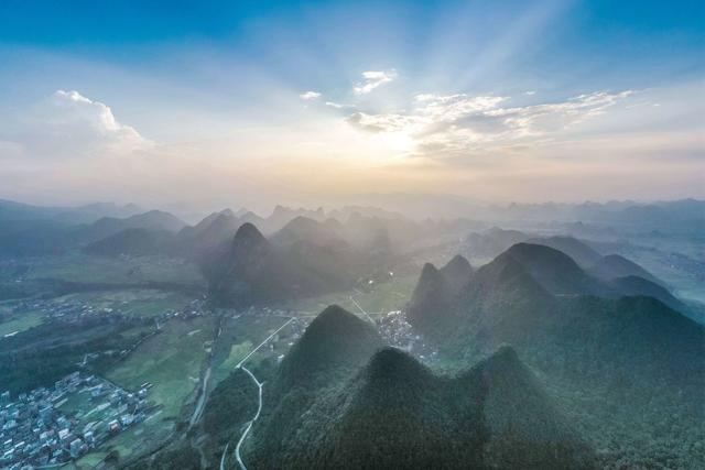 山峦 生态 自然 乡村 山峰