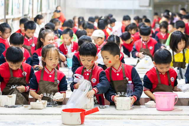 陶艺  乡村  非遗  旅游  学生  湘西 