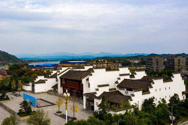 古镇  泸溪  湘西  田园  民居