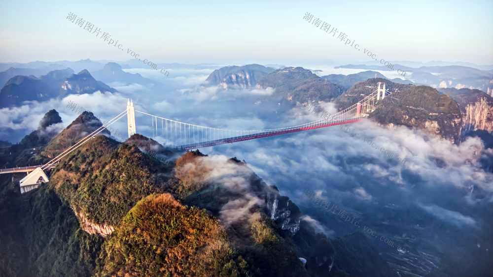秋日 云海 山峦 大桥 人文 