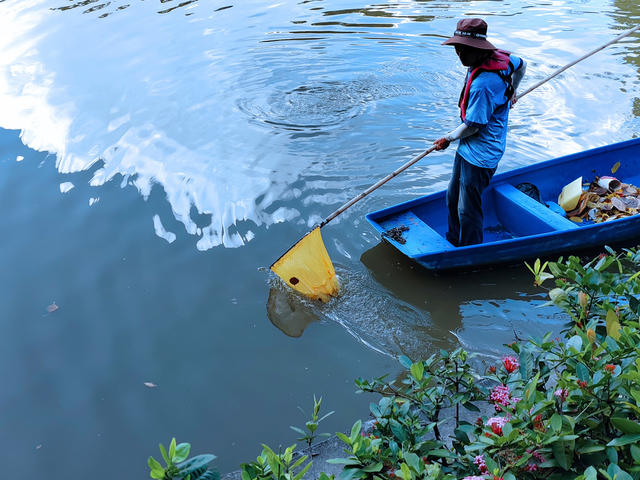 湖南桂东 志愿服务 欢度双节