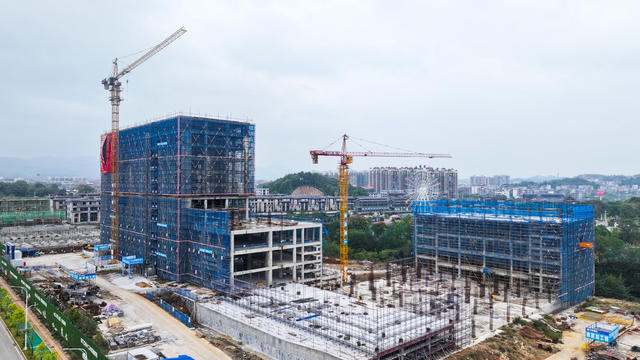 安居  工程  有序  推进