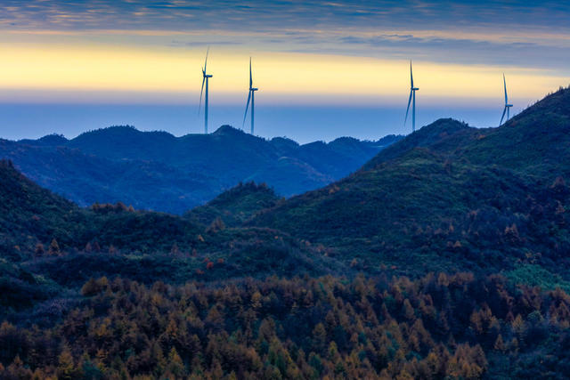 湖南，龙山，清洁，能源，风力，发电，乡村振兴
