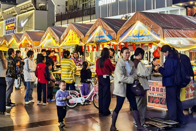 麻阳夜市烟火气浓