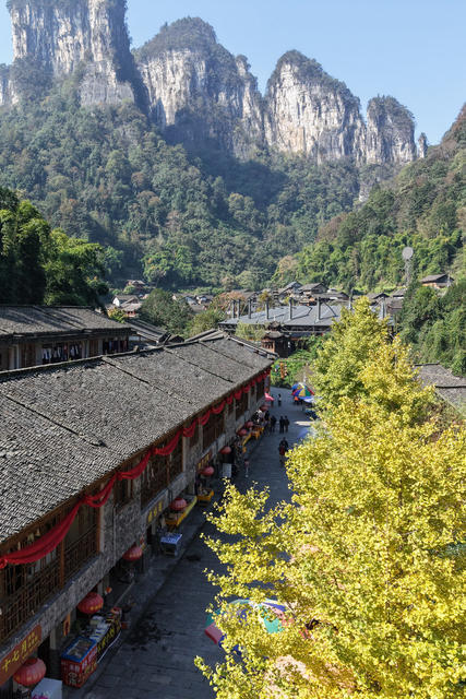 初冬  苗寨  德夯  矮寨  色彩斑斓  远山  静谧