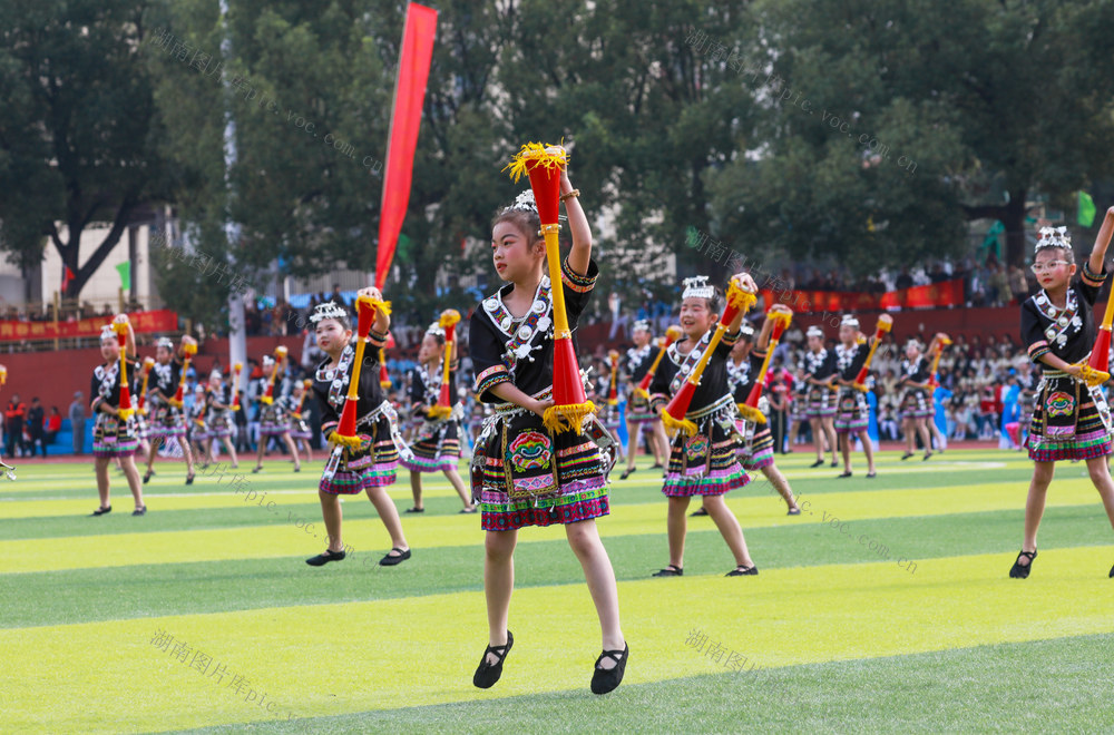 大课间  文体  特色  表演