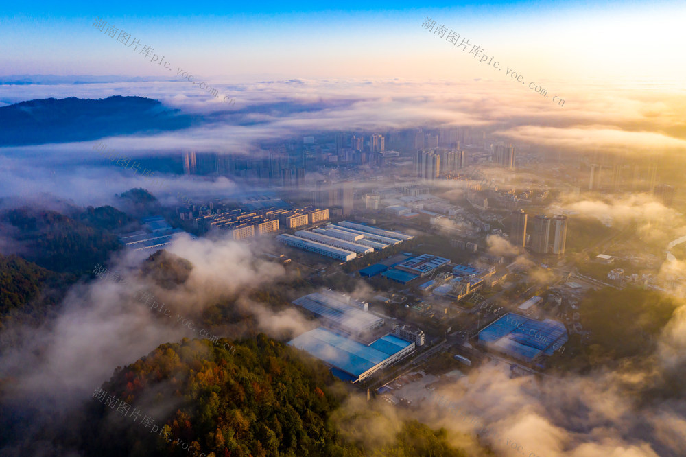 云海  湘西   城市  建筑 