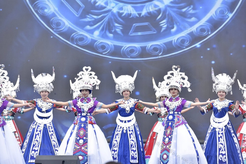 丰收活动 庆祝丰收  载歌载舞