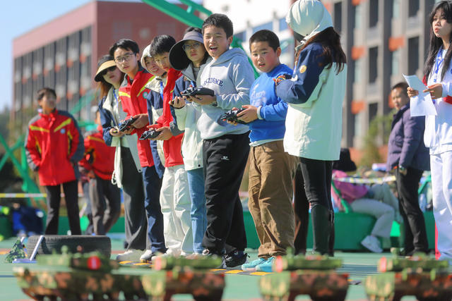 国防 科技 体育 文体 国防教育 国防科技