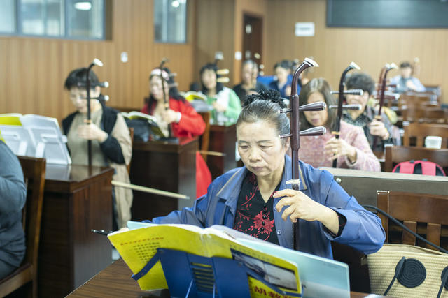 娄底 老年人 老年大学 学习 幸福  老年生活 交流