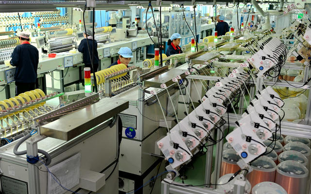 企业 工业 外贸 订单  生产 工人 电子 车间 赶订单 年度目标  经济