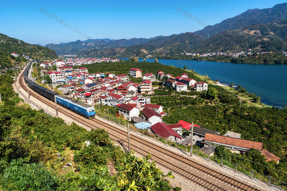 乡村振兴入画来