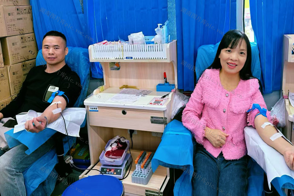 嘉禾：夫妻携手献热血