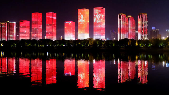 湘江两岸 流光溢彩